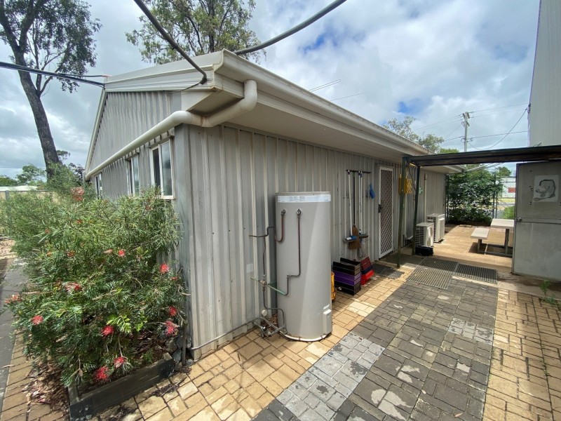 17 – 27 Emmerson St, Chinchilla QLD 4413