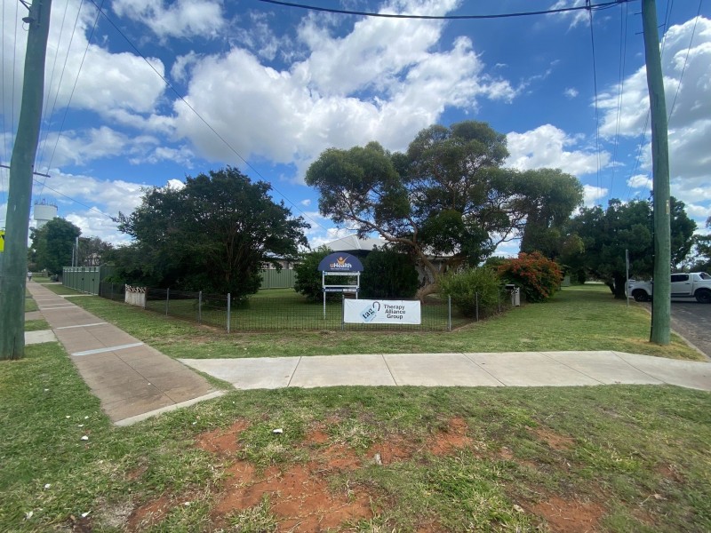 75 Middle St, Chinchilla QLD 4413
