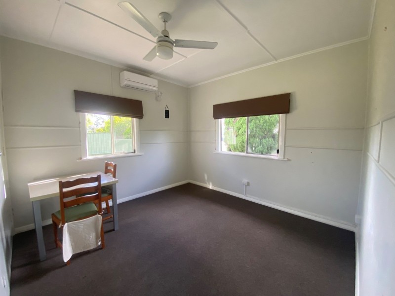 75 Middle St, Chinchilla QLD 4413