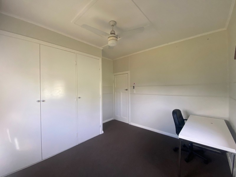 75 Middle St, Chinchilla QLD 4413