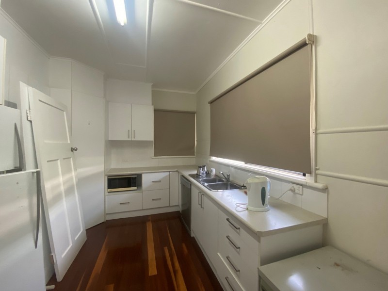 75 Middle St, Chinchilla QLD 4413
