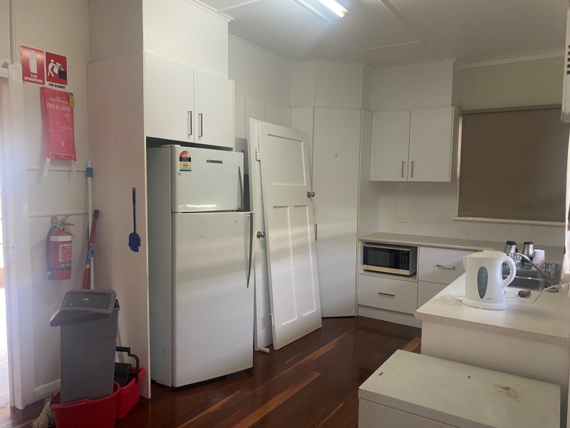 75 Middle St, Chinchilla QLD 4413