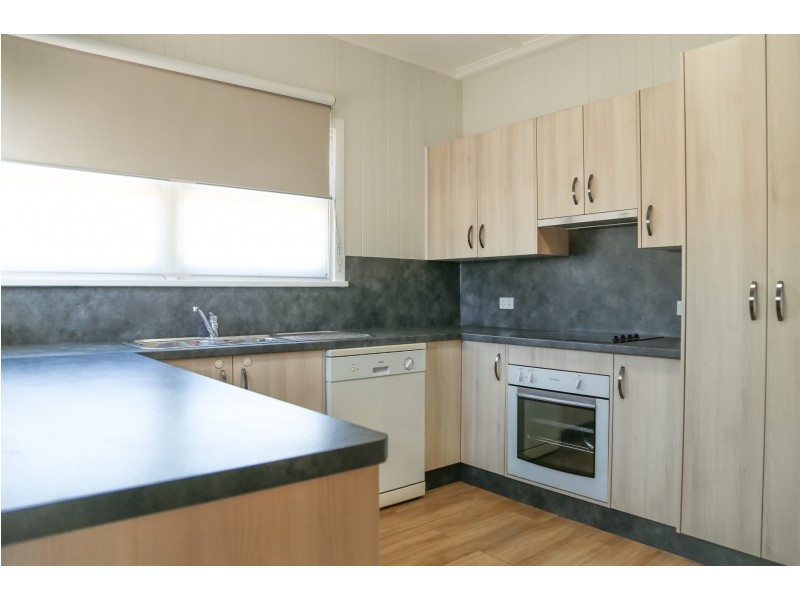 97 Hypatia, Chinchilla QLD 4413