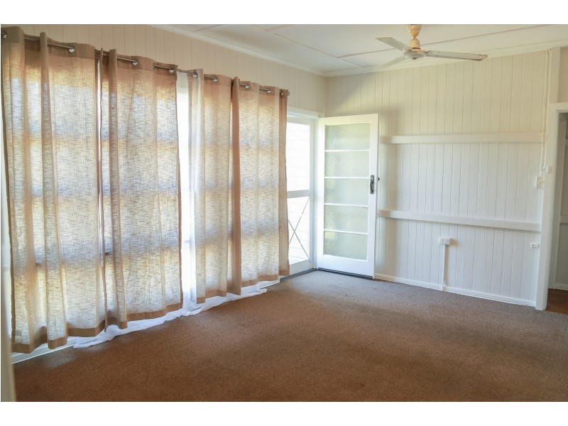 97 Hypatia, Chinchilla QLD 4413