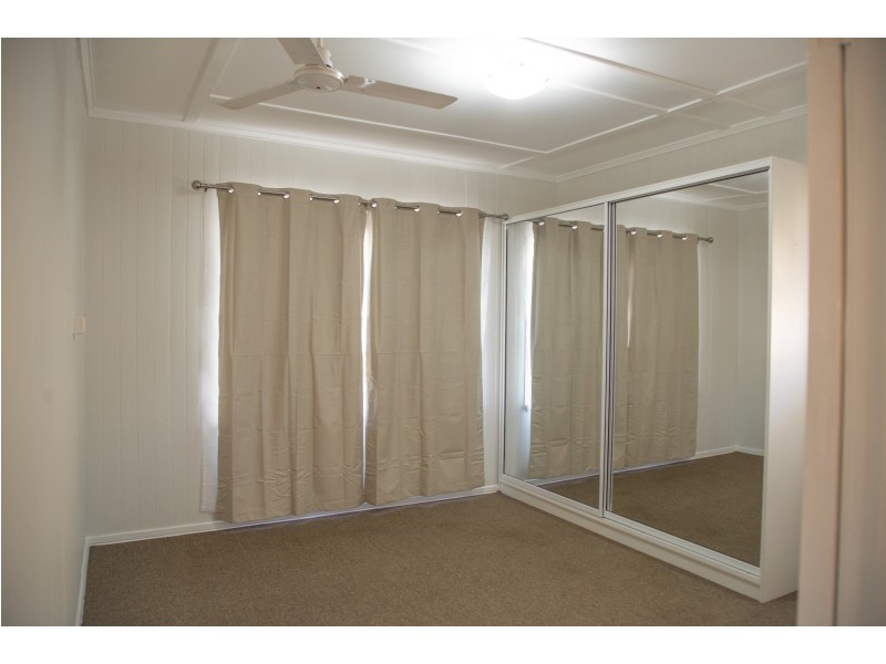97 Hypatia, Chinchilla QLD 4413