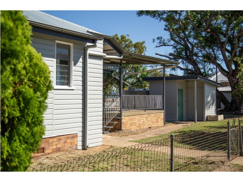 97 Hypatia, Chinchilla QLD 4413