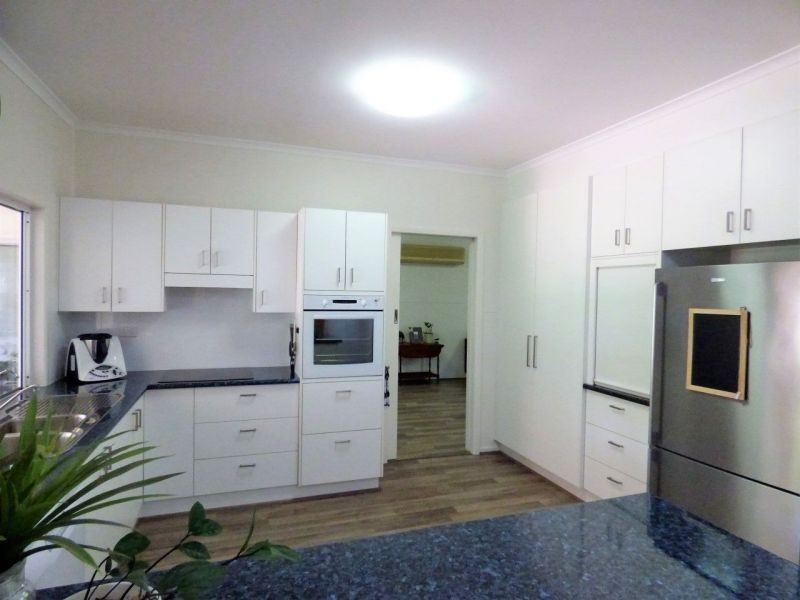 1 Barber Street, Chinchilla QLD 4413