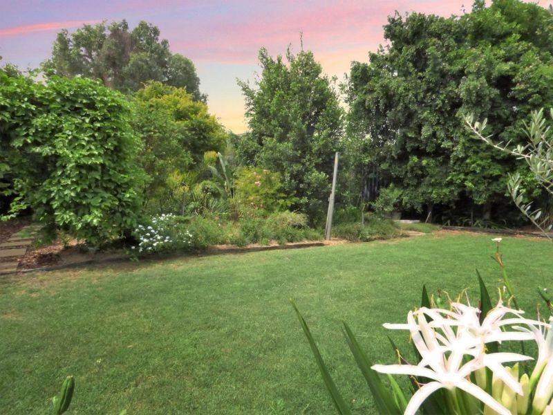 1 Barber Street, Chinchilla QLD 4413