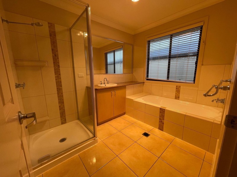 4 Keating Street, Chinchilla QLD 4413