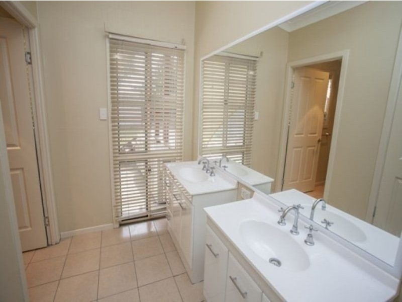 12 Dorney Street, Chinchilla QLD 4413