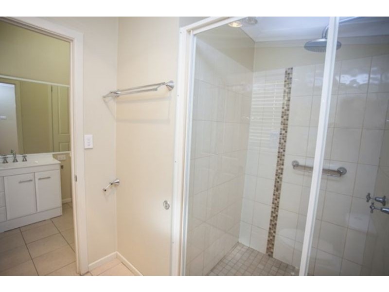 12 Dorney Street, Chinchilla QLD 4413