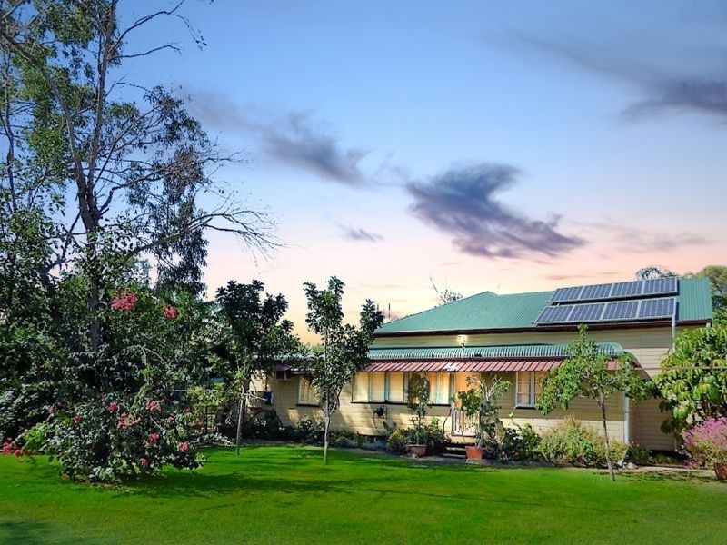 76 Carmichael Street, Chinchilla QLD 4413