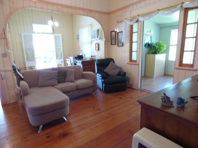 76 Carmichael Street, Chinchilla QLD 4413