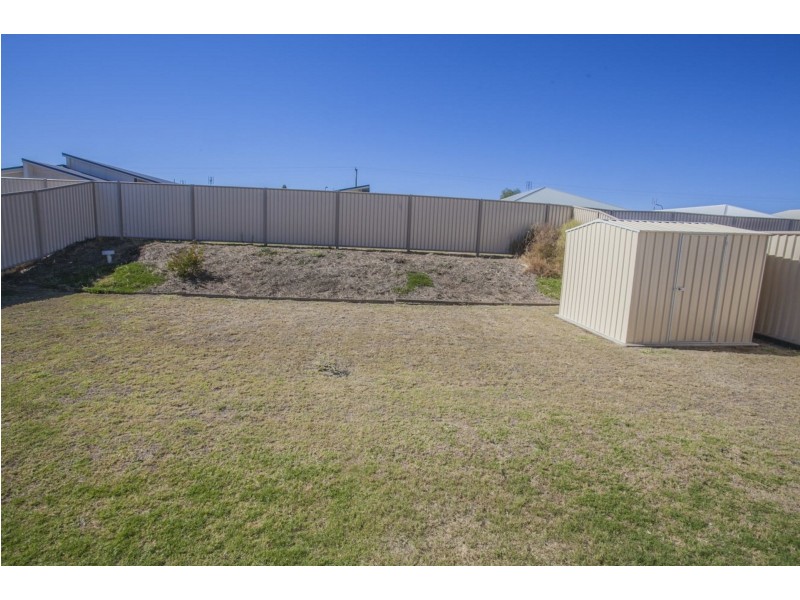 23 Ellem Drive, Chinchilla QLD 4413