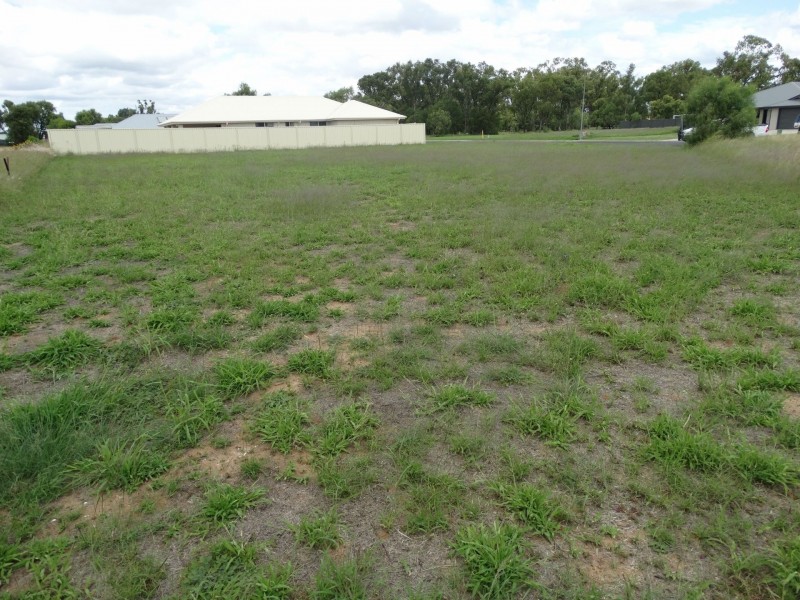 6 Wheildon Way, Chinchilla QLD 4413