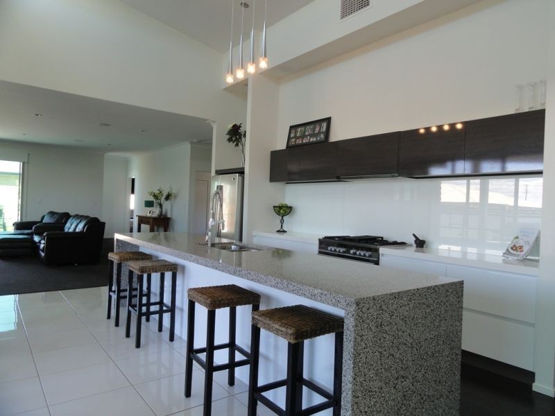 2 Barnsley Street, Chinchilla QLD 4413