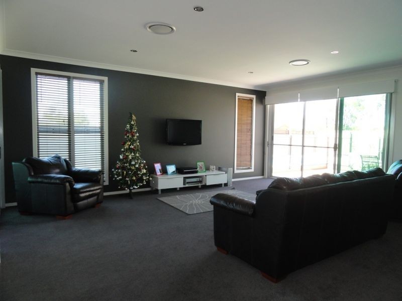 2 Barnsley Street, Chinchilla QLD 4413