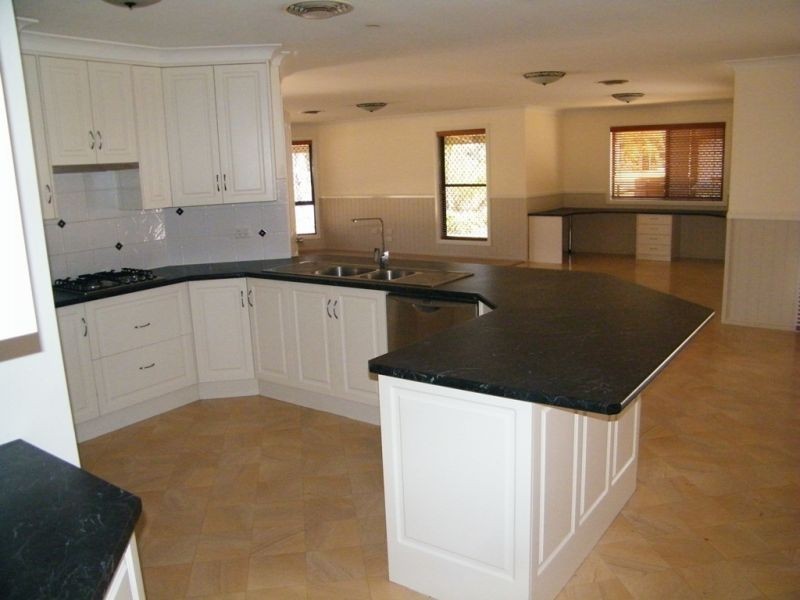 16 Wilkinson Street, Chinchilla QLD 4413