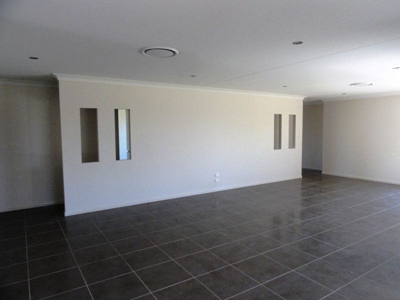 6 Sommerfeld Crescent, Chinchilla QLD 4413