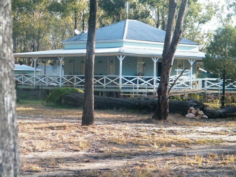 129 Emu Parade, Tara QLD 4421