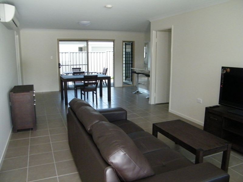 2/10 Heeney Street, Chinchilla QLD 4413
