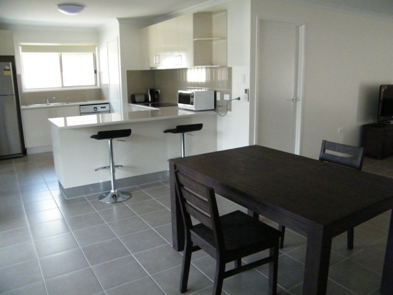 2/10 Heeney Street, Chinchilla QLD 4413