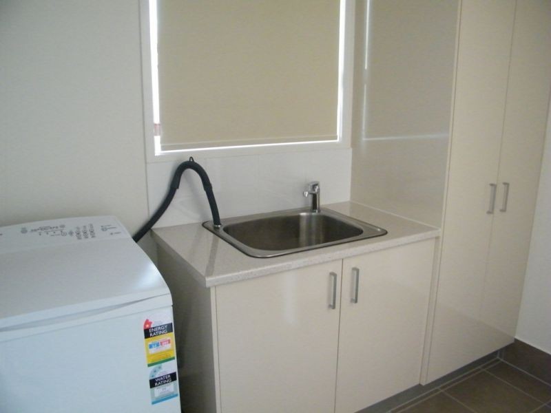 2/10 Heeney Street, Chinchilla QLD 4413