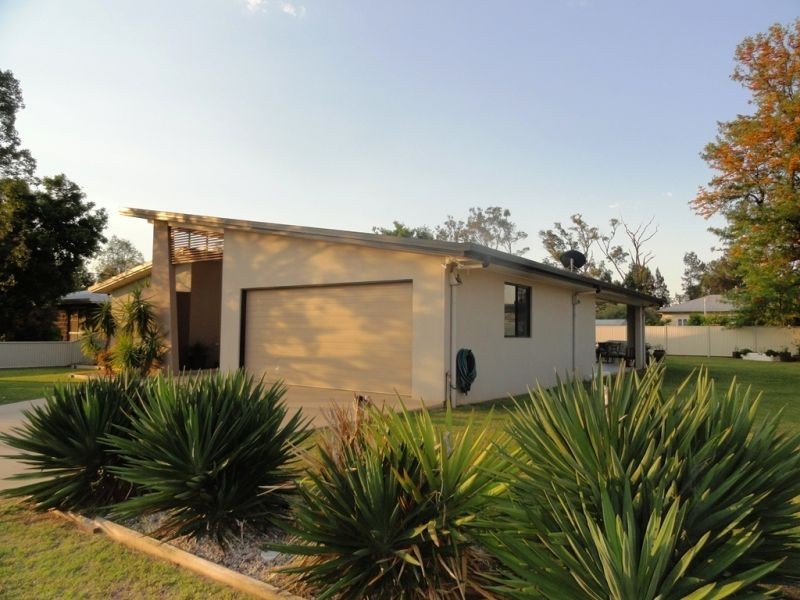 5 Holland Street, Chinchilla QLD 4413