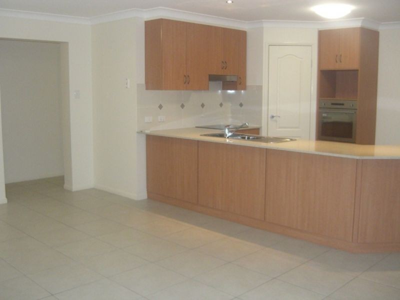54 Sommerfeld Crescent, Chinchilla QLD 4413
