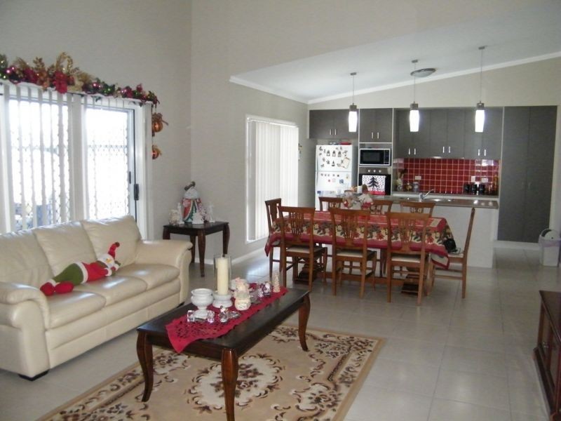52 Sommerfeld Crescent, Chinchilla QLD 4413