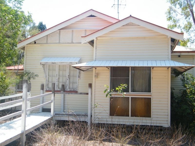 117 Phipps Road, Chinchilla QLD 4413