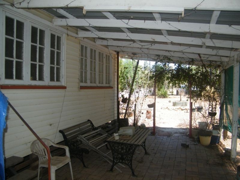 117 Phipps Road, Chinchilla QLD 4413