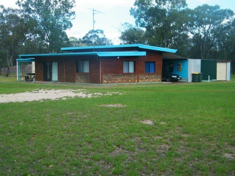231 Kookaburra Drive, Tara QLD 4421