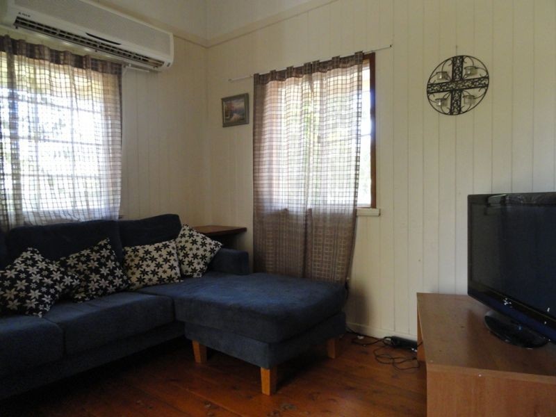 8 Wood Street, Chinchilla QLD 4413