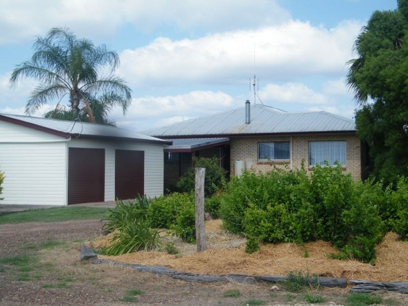 421 Chances Plains Road, Chinchilla QLD 4413