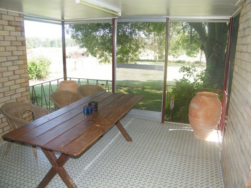 421 Chances Plains Road, Chinchilla QLD 4413