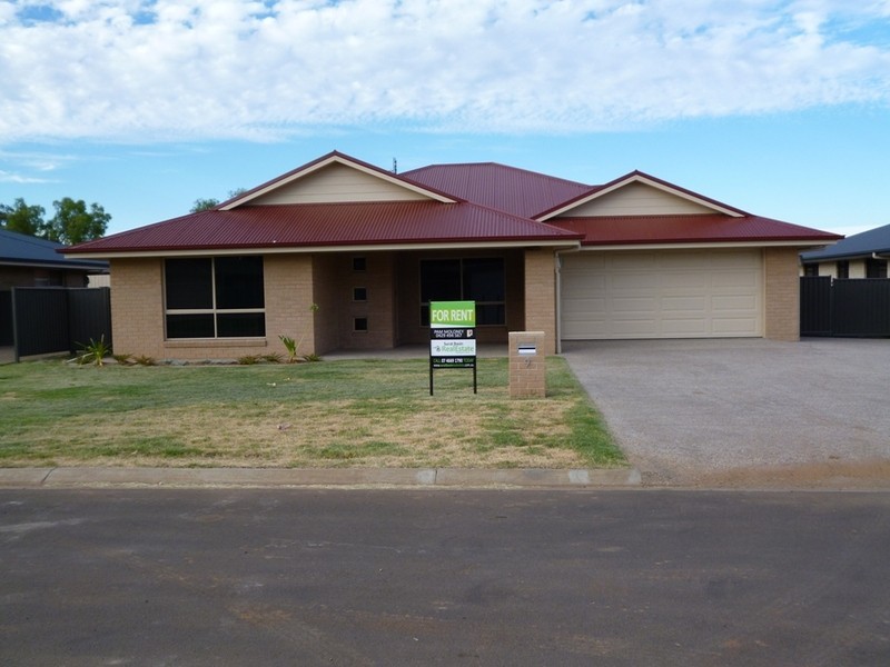 9 Layne Crescent, Chinchilla QLD 4413