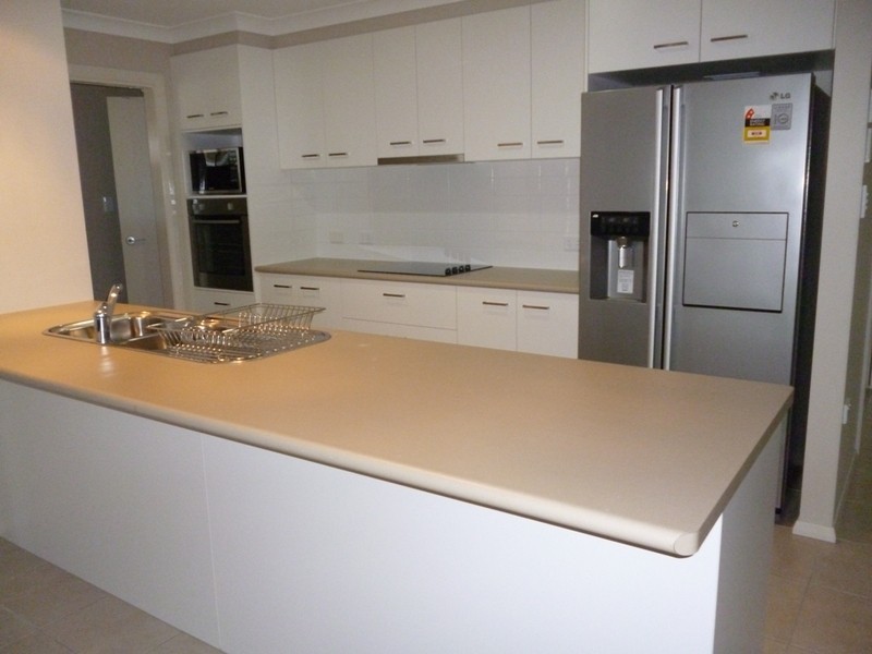 9 Layne Crescent, Chinchilla QLD 4413