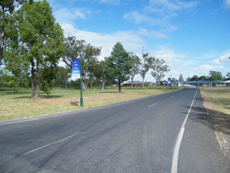 Lot 90 Parker Place, Chinchilla QLD 4413