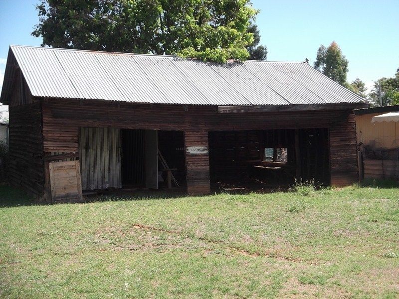 8 Castle Street, Chinchilla QLD 4413