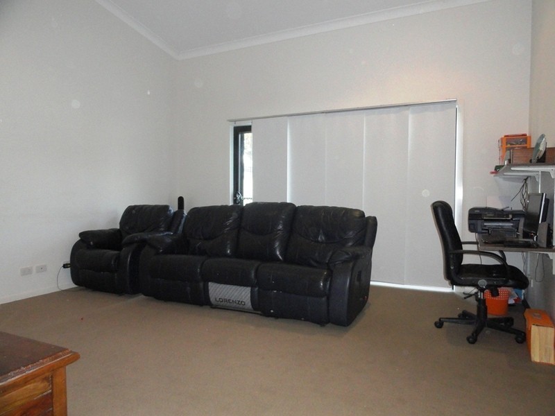 5 Holland Street, Chinchilla QLD 4413