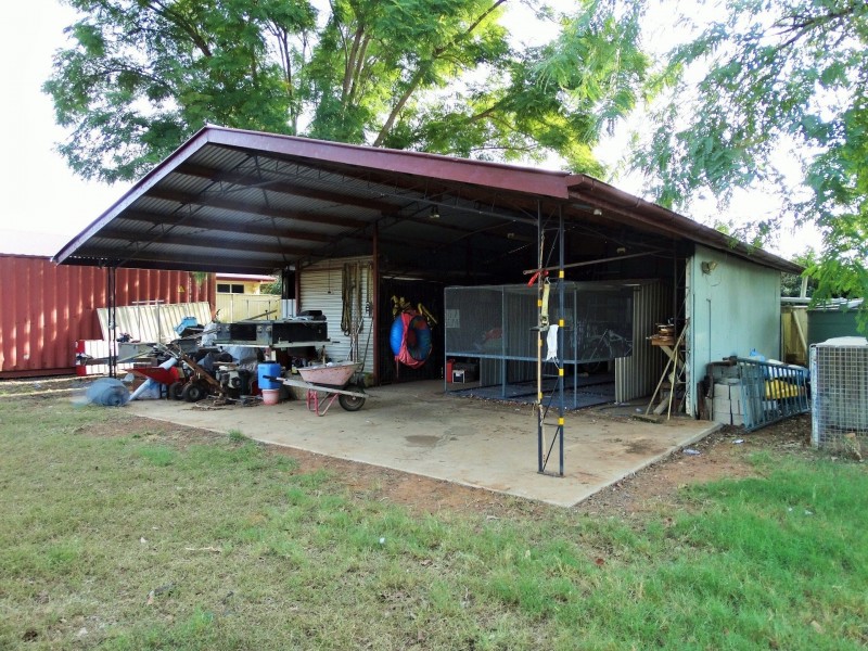 74 Hypatia Street, Chinchilla QLD 4413