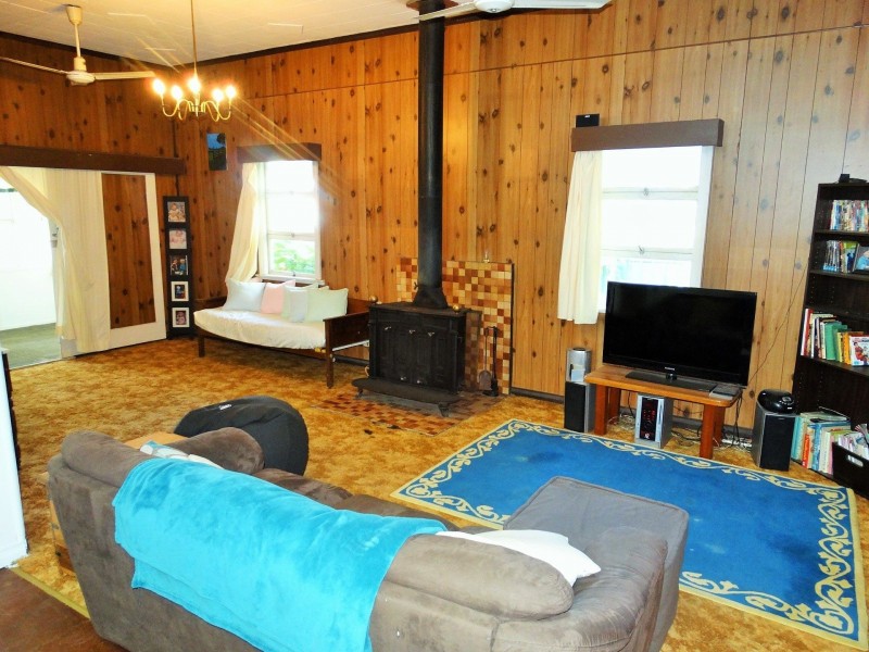 74 Hypatia Street, Chinchilla QLD 4413