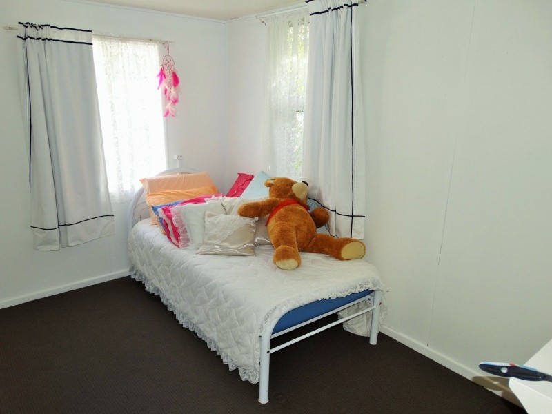 74 Hypatia Street, Chinchilla QLD 4413