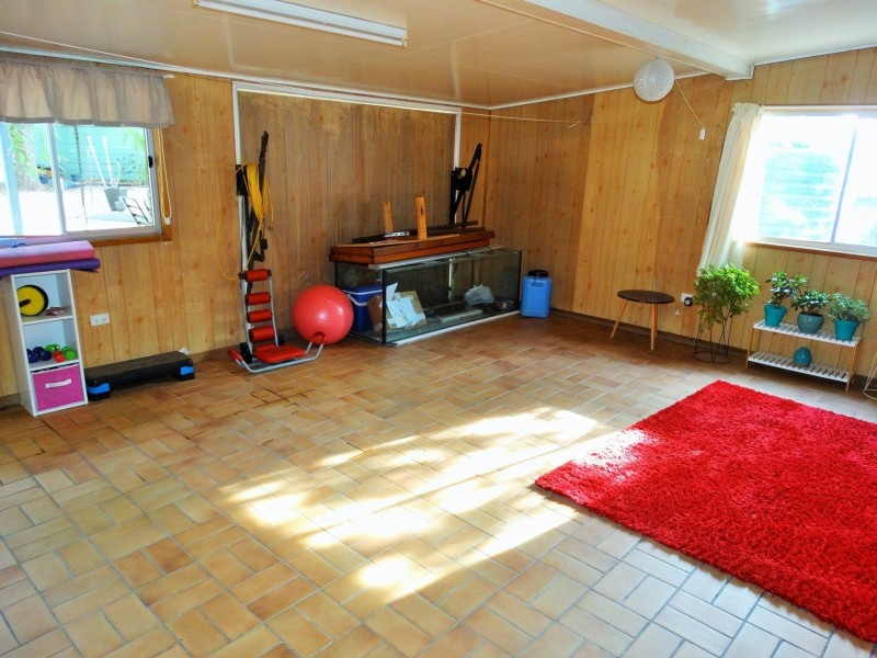 74 Hypatia Street, Chinchilla QLD 4413