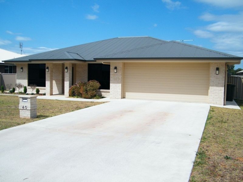 40 Sommerfeld Crescent, Chinchilla QLD 4413