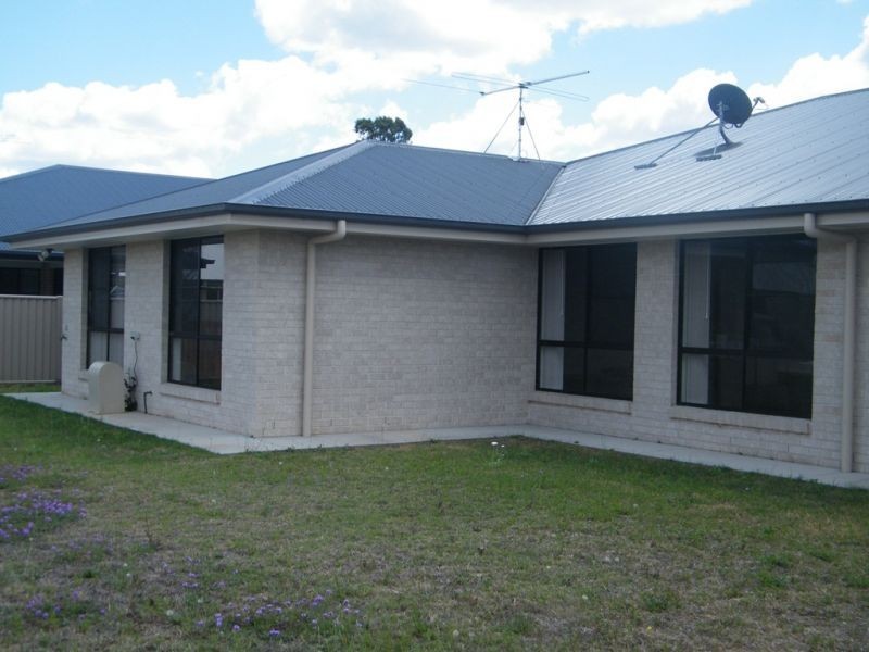 40 Sommerfeld Crescent, Chinchilla QLD 4413