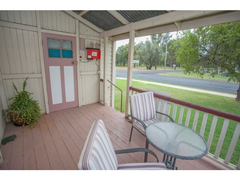 34 Hypatia Street, Chinchilla QLD 4413