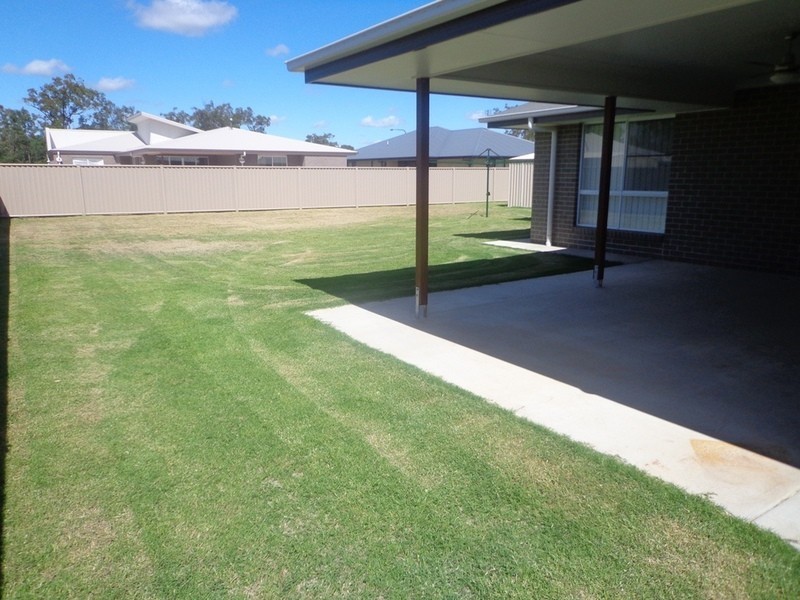 147 Cypress Pine Drive, Miles QLD 4415