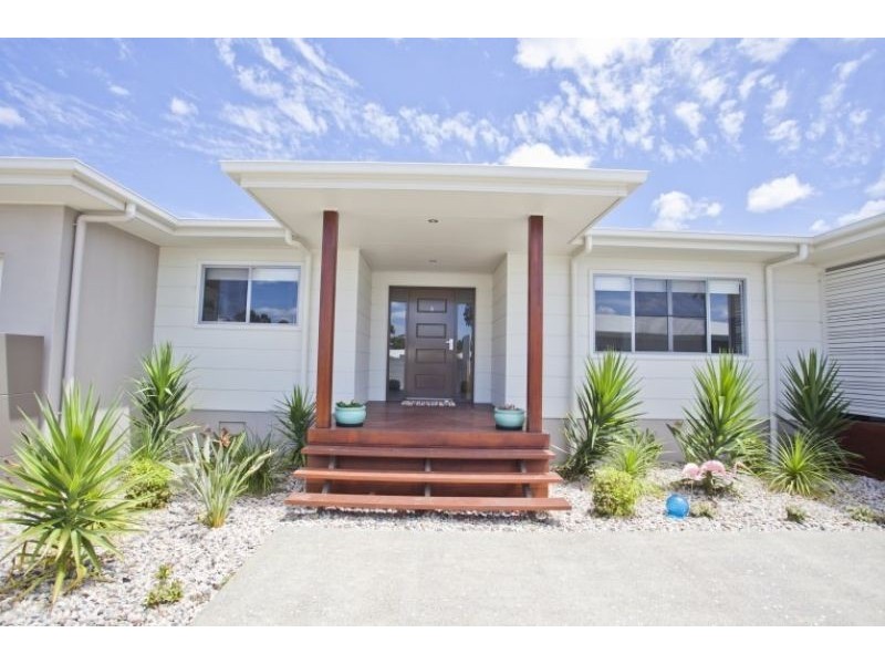 1,579m2 Hideaway in Sommerfeld Crescent, Chinchilla QLD 4413